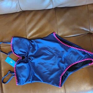 Cupshe One-piece Swimsuit Navy Blue with A Pink Crochet Trim Women's Size Small
